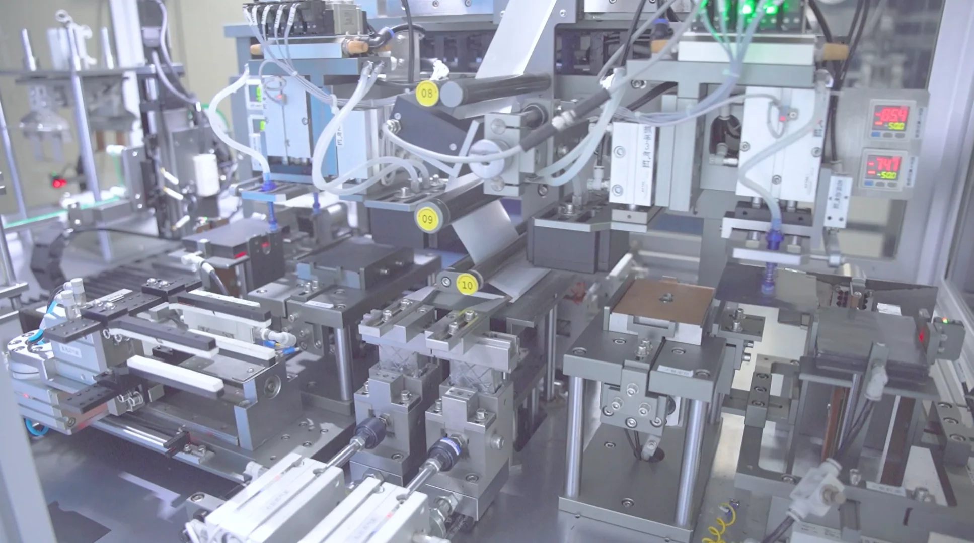 Automatic Stacking Machine with Functions of Taping and Cell Collection for Pouch and Prismatic Cells up to 160x100 mm - MSK-111A-ARM - Image 4