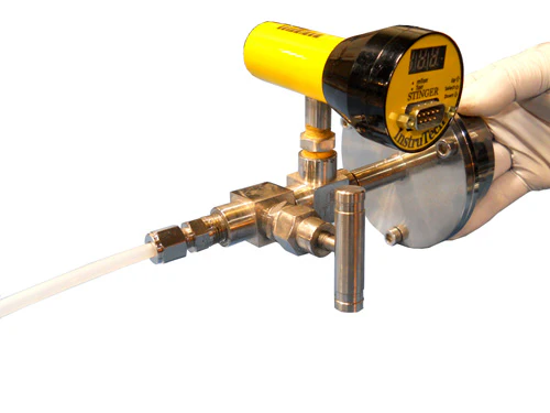 Tee Type with Two 1/4'' Tube Fittings - TVF14 - Image 3