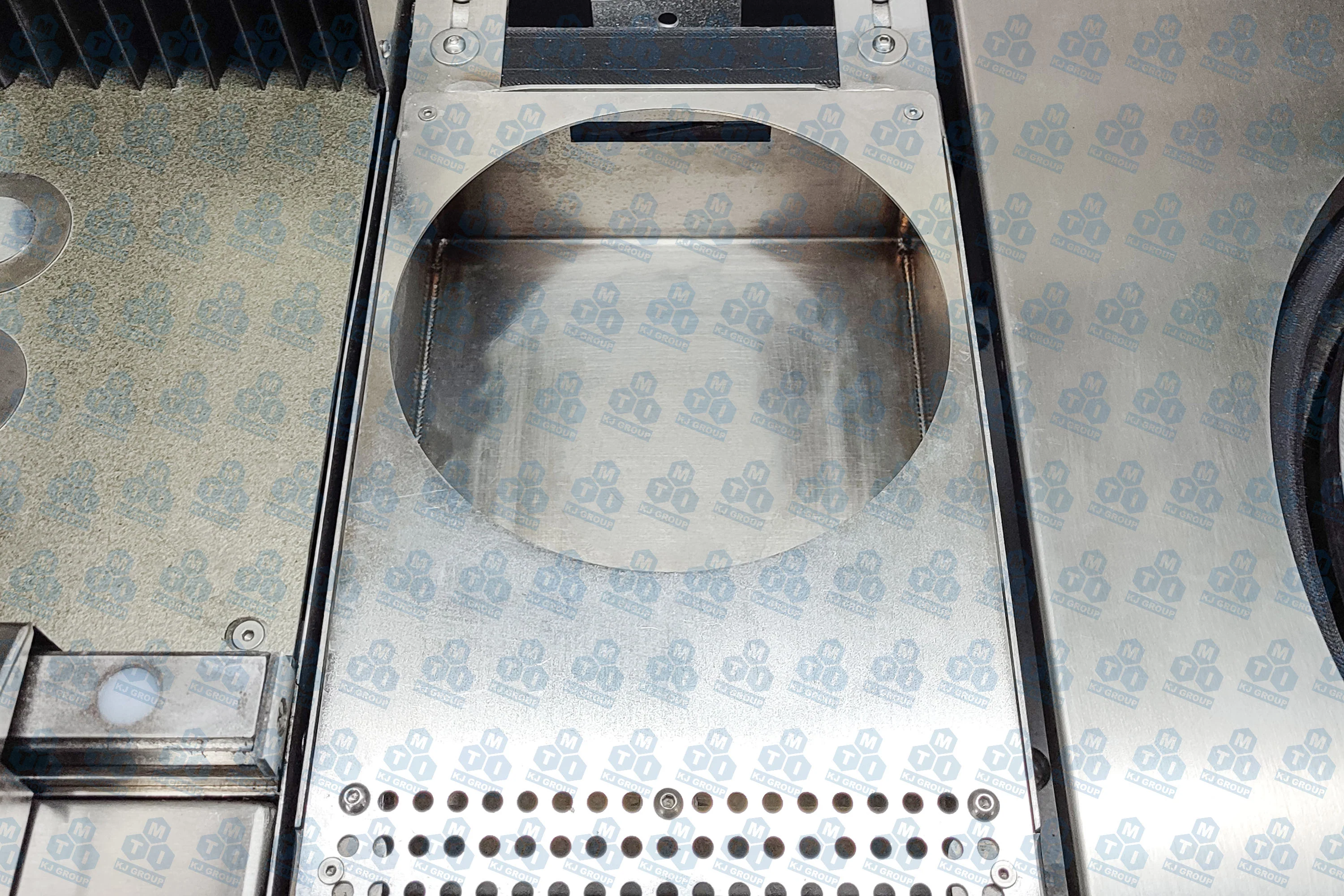 Automated Lapping and Polishing Station with Hot Sample Mounting for Metallographic- UNIPOL-1210M - Image 4